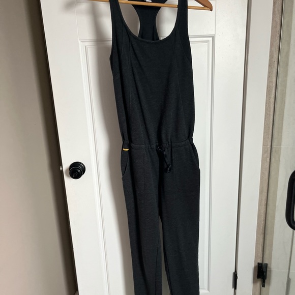 LOLE jumpsuit - Picture 3 of 7